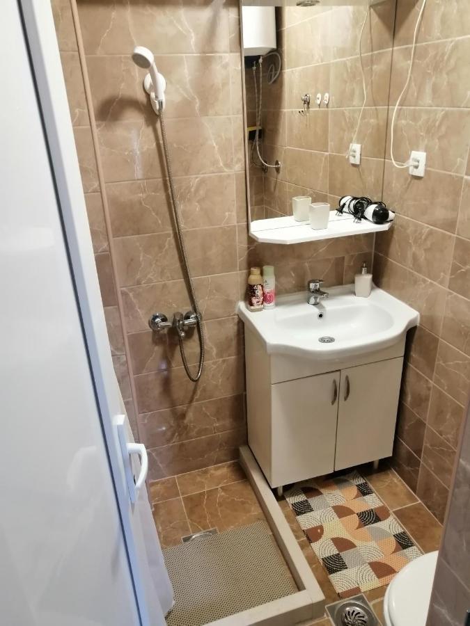 Apartman Petovic โกตอร์ ภายนอก รูปภาพ